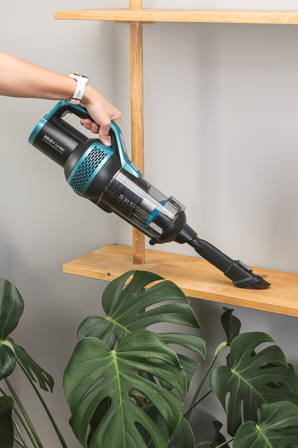 Акумуляторний пилосос ETA Magic Aqua Plus 7236 90000